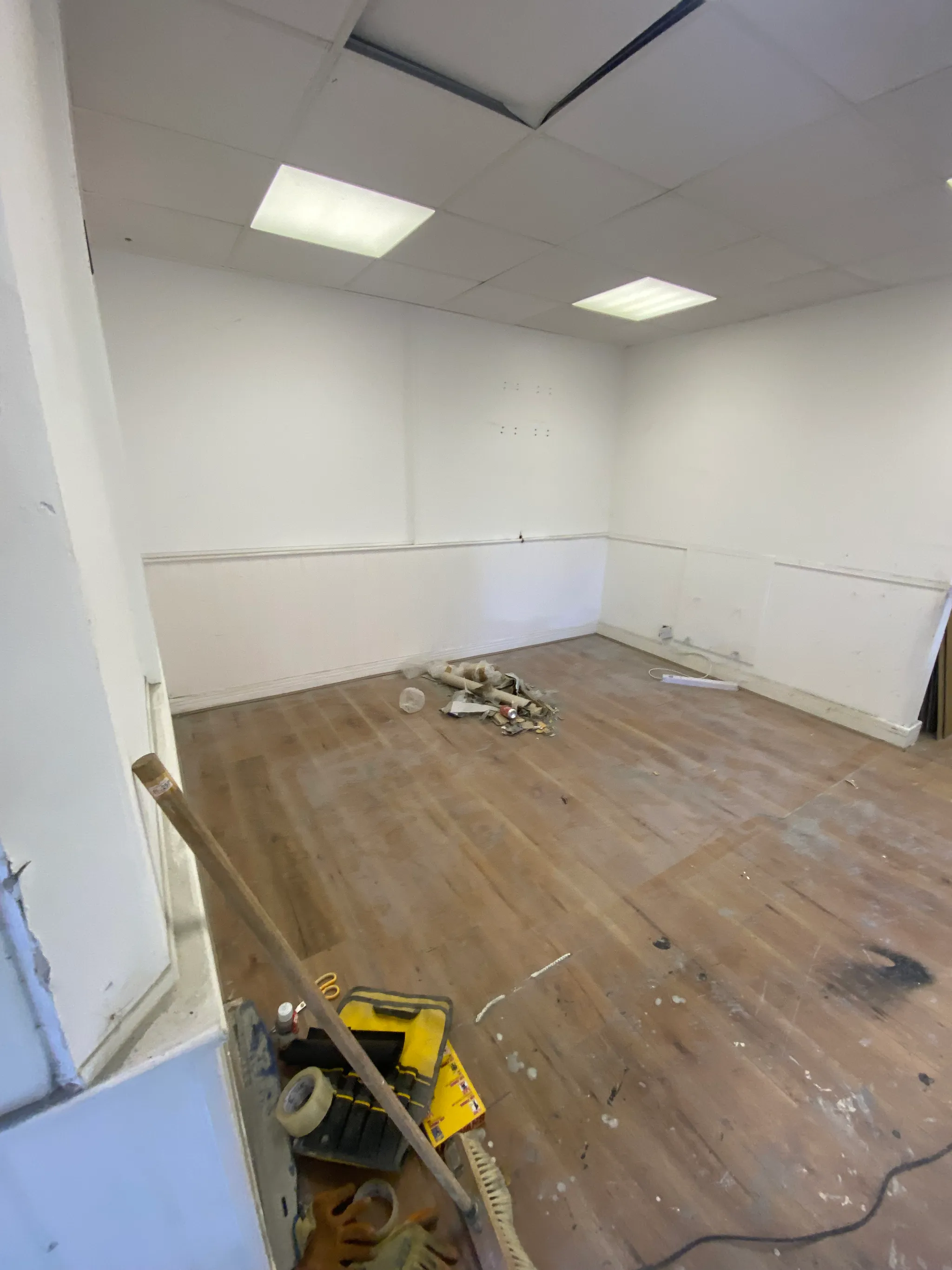 Couch Co Showroom 2 - Image 3