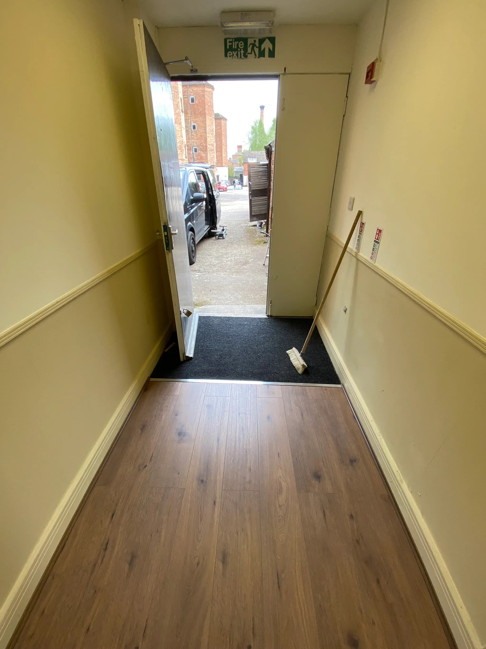 Couch Co Showroom 2 - Image 23